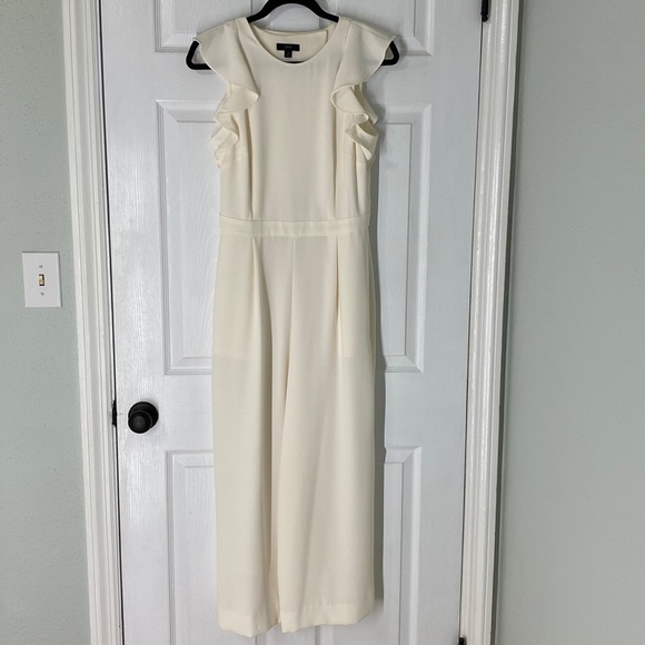J Crew Sleeveless Ruffle Jumpsuit in 365 crepe - Picture 1 of 6